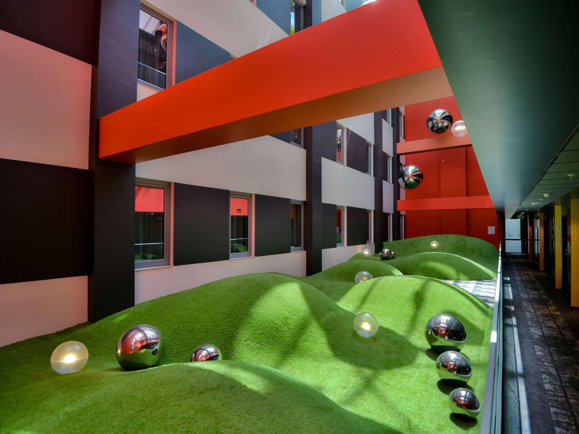 Ibis Baku City Esterno foto