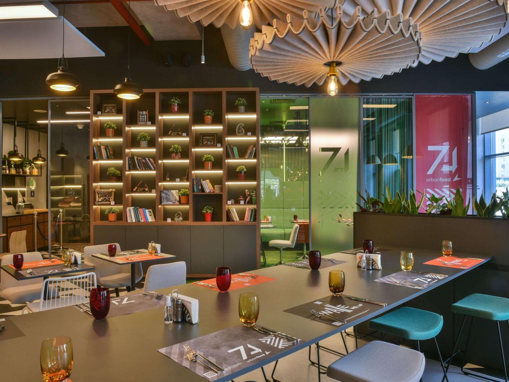 Ibis Baku City Esterno foto